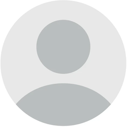 Portrait of Sarah Aquilina